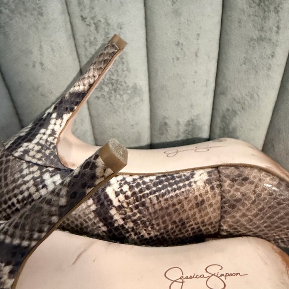 Jessica Simpson Ankle Boots - Picture 4 of 4